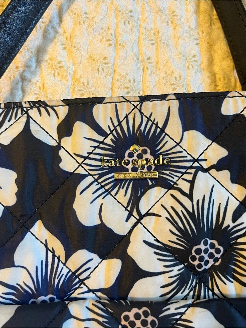 Kate Spade Floral Tote or Diaper Bag in Black & Blue Like New - Picture 3 of 8